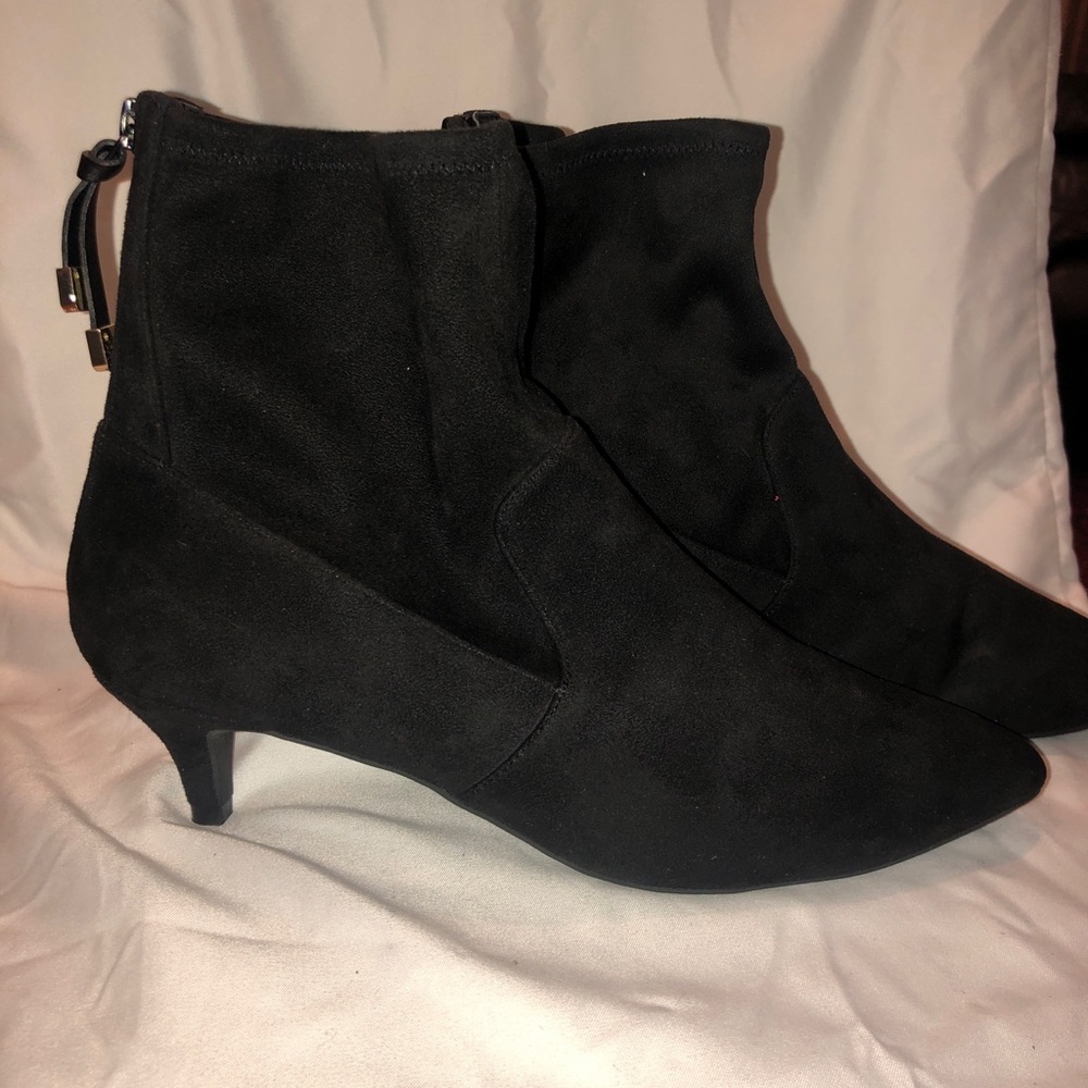Cole Hahn black boots 9.5